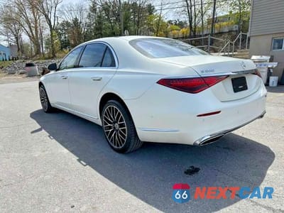 Drugie zdjęcie samochodu z przodu: 2022 MERCEDES-BENZ S 580 4MATIC VIN:W1K6G7GB3NA112840 - miniatura