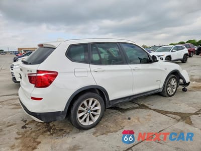 Trzecie zdjęcie samochodu z tyłu: 2017 BMW X3 SDRIVE28I VIN:5UXWZ7C34H0X42524 - miniatura