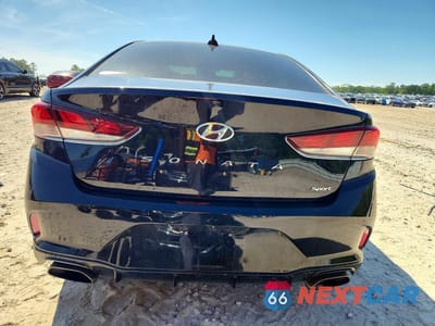 Zdjęcie 6 z 11 samochodu: 2018 HYUNDAI SONATA SPORT VIN:5NPE34AF3JH622958 - miniatura