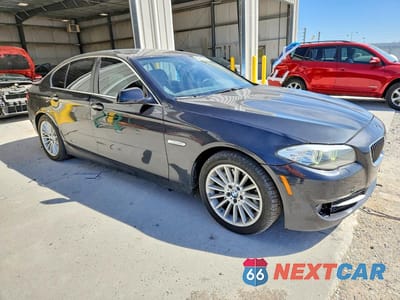 Czwarte zdjęcie samochodu z boku: 2013 BMW 535 XI VIN:WBAFU7C5XDDU68148 - miniatura