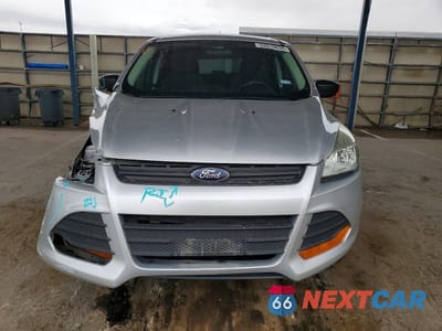Piąte zdjęcie samochodu w środku: 2014 FORD ESCAPE S VIN:1FMCU0F74EUB61629 - miniatura