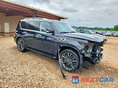 Czwarte zdjęcie samochodu z boku: 2023 INFINITI QX80 LUXE VIN:JN8AZ2AFXP9757118 - miniatura