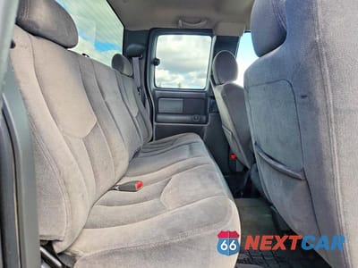 Zdjęcie 10 z 11 samochodu: 2003 GMC NEW SIERRA K1500 VIN:1GTEK19T93E288563 - miniatura