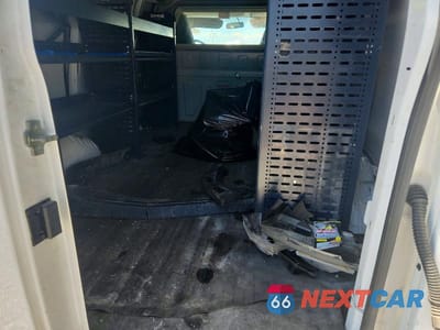 Zdjęcie 10 z 13 samochodu: 2021 CHEVROLET EXPRESS G2500 VIN:1GCWGAFP6M1239861 - miniatura