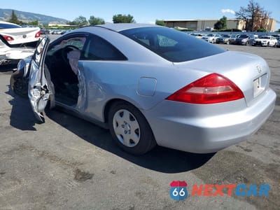 Drugie zdjęcie samochodu z przodu: 2005 HONDA ACCORD LX VIN:1HGCM72375A001733 - miniatura