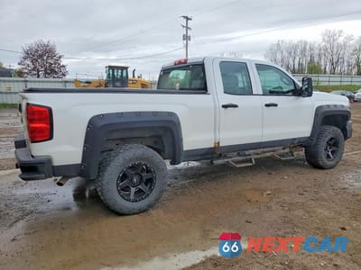 Trzecie zdjęcie samochodu z tyłu: 2015 CHEVROLET SILVERADO K1500 VIN:1GCVKPEH9FZ281128 - miniatura