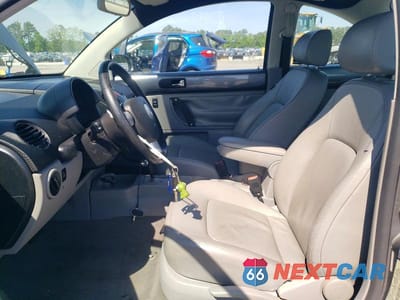 Zdjęcie 7 z 12 samochodu: 2006 VOLKSWAGEN NEW BEETLE 2.5L OPTION PACKAGE 2 VIN:3VWSG31C36M421177 - miniatura