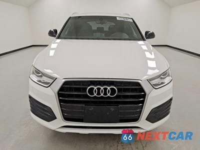 Piąte zdjęcie samochodu w środku: 2018 AUDI Q3 PREMIUM VIN:WA1BCCFS3JR005775 - miniatura