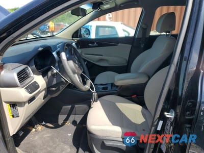 Zdjęcie 7 z 13 samochodu: 2017 KIA SORENTO LX VIN:5XYPG4A38HG222530 - miniatura