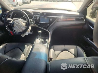 Zdjęcie 8 z 12 samochodu: 2018 TOYOTA CAMRY SE VIN:4T1B11HK2JU149145 - miniatura
