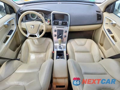 Zdjęcie 8 z 13 samochodu: 2012 VOLVO XC60 3.2 VIN:YV4952DL9C2240016 - miniatura