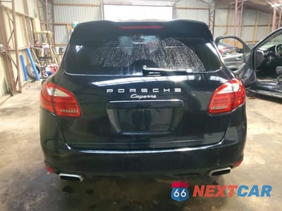 Zdjęcie 6 z 12 samochodu: 2013 PORSCHE CAYENNE VIN:WP1AF2A25DLA40415 - miniatura