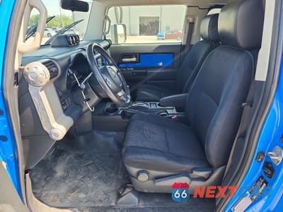 Zdjęcie 7 z 13 samochodu: 2007 TOYOTA FJ CRUISER BASE VIN:JTEBU11F170057058 - miniatura