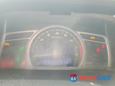 Zdjęcie 9 z 12 samochodu: 2008 HONDA CIVIC LX VIN:2HGFG11658H549264 - miniatura