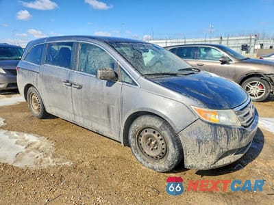 Czwarte zdjęcie samochodu z boku: 2013 HONDA ODYSSEY LX VIN:5FNRL5H20DB504766 - miniatura