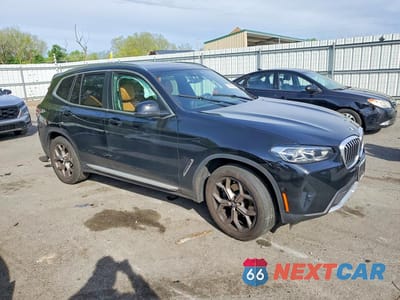 Czwarte zdjęcie samochodu z boku: 2024 BMW X3 XDRIVE30I VIN:5UX53DP07R9V62706 - miniatura