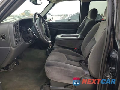 Zdjęcie 7 z 12 samochodu: 2004 GMC NEW SIERRA K1500 VIN:2GTEK19VX41185480 - miniatura