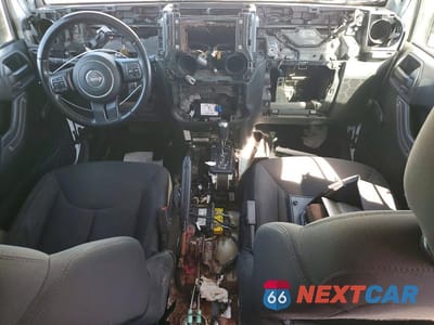 Zdjęcie 8 z 12 samochodu: 2018 JEEP WRANGLER UNLIMITED SPORT VIN:1C4BJWDG4JL910380 - miniatura