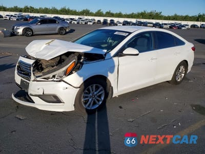 2016 HYUNDAI SONATA SE 5NPE24AF8GH381426 - główne zdjęcie licytacji z USA - miniatura