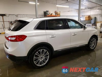 Trzecie zdjęcie samochodu z tyłu: 2016 LINCOLN MKX RESERVE VIN:2LMTJ8LR3GBL77529 - miniatura