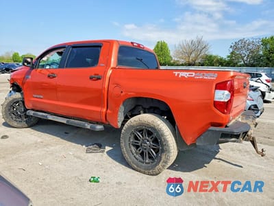 Drugie zdjęcie samochodu z przodu: 2018 TOYOTA TUNDRA CREWMAX SR5 VIN:5TFDW5F14JX735151 - miniatura