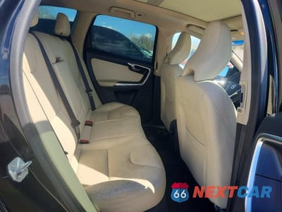 Zdjęcie 11 z 13 samochodu: 2016 VOLVO XC60 T5 PREMIER VIN:YV4612RK1G2852344 - miniatura
