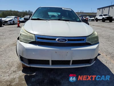 Piąte zdjęcie samochodu w środku: 2010 FORD FOCUS SE VIN:1FAHP3FN9AW272781 - miniatura