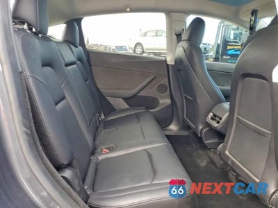 Zdjęcie 11 z 14 samochodu: 2023 TESLA MODEL Y VIN:7SAYGDEE5PF945924 - miniatura