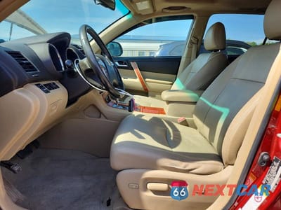 Zdjęcie 7 z 13 samochodu: 2010 TOYOTA HIGHLANDER LIMITED VIN:5TDDK3EH4AS012761 - miniatura