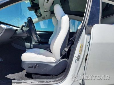 Zdjęcie 7 z 13 samochodu: 2023 TESLA MODEL Y VIN:7SAYGDEE6PA080071 - miniatura