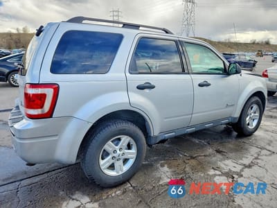 Trzecie zdjęcie samochodu z tyłu: 2012 FORD ESCAPE HYBRID VIN:1FMCU4K33CKA82133 - miniatura