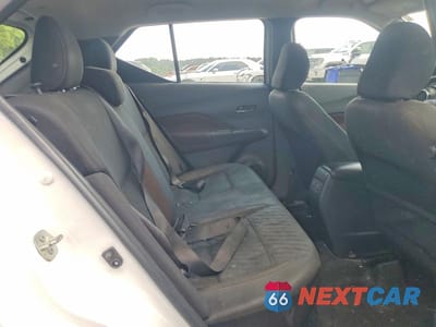 Zdjęcie 10 z 12 samochodu: 2022 NISSAN KICKS SR VIN:3N1CP5DV9NL486719 - miniatura