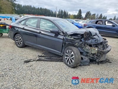 Czwarte zdjęcie samochodu z boku: 2025 VOLKSWAGEN JETTA S VIN:3VW5X7BU4SM040072 - miniatura
