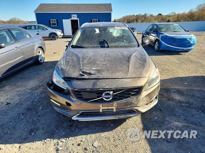 Piąte zdjęcie samochodu w środku: 2015 VOLVO V60 CROSS COUNTRY PREMIER VIN:YV4612HKXF1002010 - miniatura