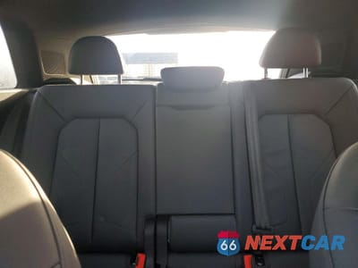 Zdjęcie 10 z 13 samochodu: 2020 AUDI Q3 PRESTIGE S-LINE VIN:WA1FECF36L1028554 - miniatura