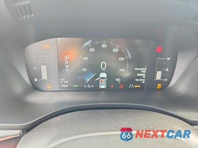 Zdjęcie 9 z 12 samochodu: 2019 VOLVO XC60 T6 MOMENTUM VIN:LYVA22RK0KB263996 - miniatura