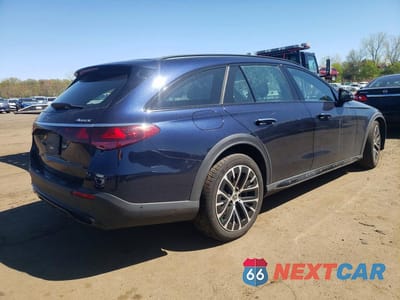 Trzecie zdjęcie samochodu z tyłu: 2025 MERCEDES-BENZ E 450 4M ALL TERRAIN VIN:W1KLH6FB5SA117982 - miniatura