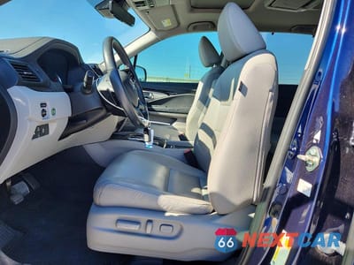Zdjęcie 7 z 14 samochodu: 2020 HONDA PILOT TOURING VIN:5FNYF5H6XLB012556 - miniatura