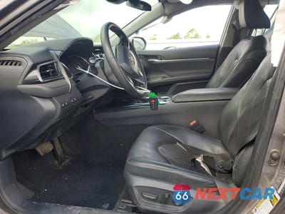 Zdjęcie 7 z 13 samochodu: 2019 TOYOTA CAMRY HYBRID XLE VIN:4T1B21HK9KU516279 - miniatura