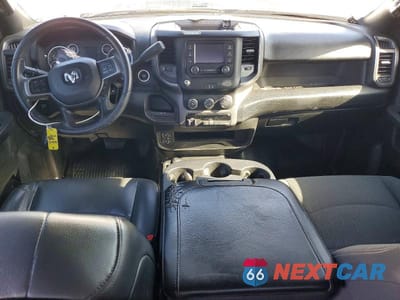 Zdjęcie 8 z 12 samochodu: 2022 RAM 3500 TRADESMAN VIN:3C63RRGL7NG359170 - miniatura