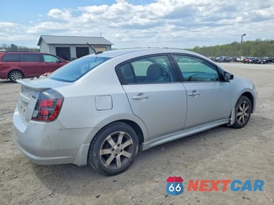 Trzecie zdjęcie samochodu z tyłu: 2012 NISSAN SENTRA 2.0 VIN:3N1AB6AP6CL617992 - miniatura