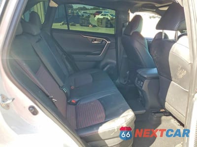 Zdjęcie 11 z 14 samochodu: 2024 TOYOTA RAV4 PRIME XSE VIN:JTMEB3FV8RD219637 - miniatura