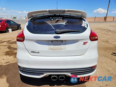 Zdjęcie 6 z 13 samochodu: 2017 FORD FOCUS ST VIN:1FADP3L9XHL254548 - miniatura