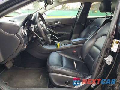 Zdjęcie 7 z 12 samochodu: 2015 MERCEDES-BENZ GLA 250 4MATIC VIN:WDCTG4GB2FJ119821 - miniatura