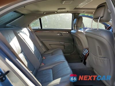 Zdjęcie 10 z 12 samochodu: 2008 MERCEDES-BENZ S 550 VIN:WDDNG71X38A172914 - miniatura