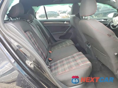 Zdjęcie 10 z 12 samochodu: 2017 VOLKSWAGEN GTI S VIN:3VW447AU4HM045061 - miniatura
