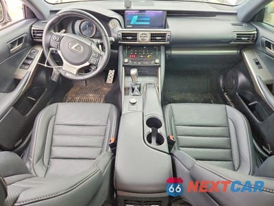 Zdjęcie 8 z 12 samochodu: 2017 LEXUS IS 350 BASE VIN:JTHCE1D29H5014153 - miniatura