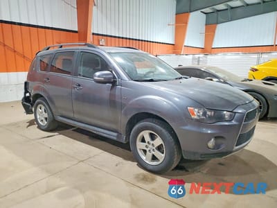 Czwarte zdjęcie samochodu z boku: 2012 MITSUBISHI OUTLANDER SE VIN:JA4JT3AX0CU610254 - miniatura