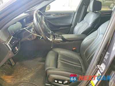 Zdjęcie 7 z 12 samochodu: 2022 BMW M550XI VIN:WBA13BK04NCJ34467 - miniatura