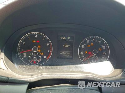 Zdjęcie 9 z 13 samochodu: 2015 VOLKSWAGEN PASSAT S VIN:1VWAT7A31FC075565 - miniatura